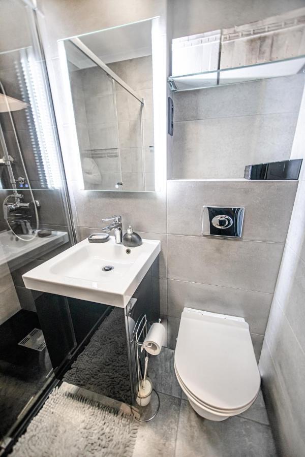 Charming Apt Next To Lazienki Park And City Center Warsaw Ngoại thất bức ảnh